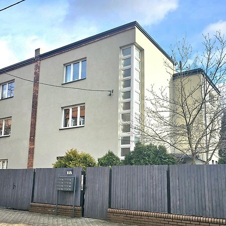Urban Apartments Cosy No 4, Free Private Parking, Self Check-In Chorzów Eksteriør bilde