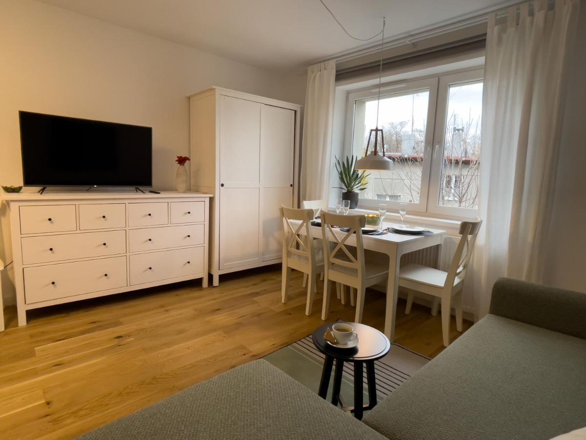 Urban Apartments Cosy No 4, Free Private Parking, Self Check-In Chorzów Eksteriør bilde